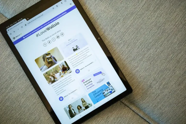 How Website User Experience Improves Conversion Rates Today